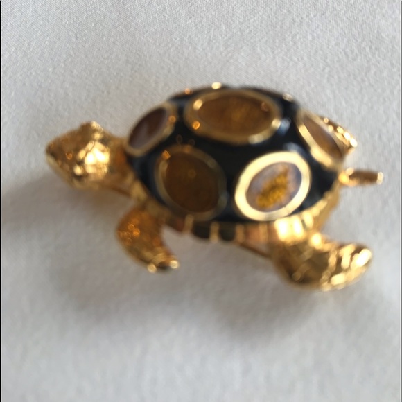 Turtle Brooch - Picture 7 of 13